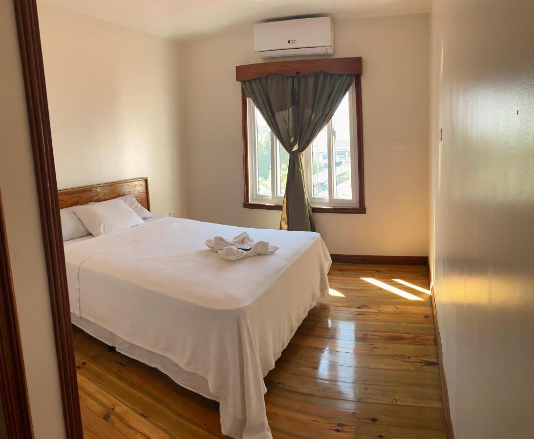 Coral View Beach Resort Ютила Экстерьер фото