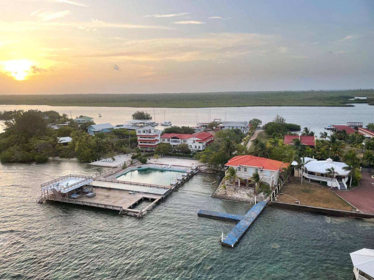 Coral View Beach Resort Ютила Экстерьер фото