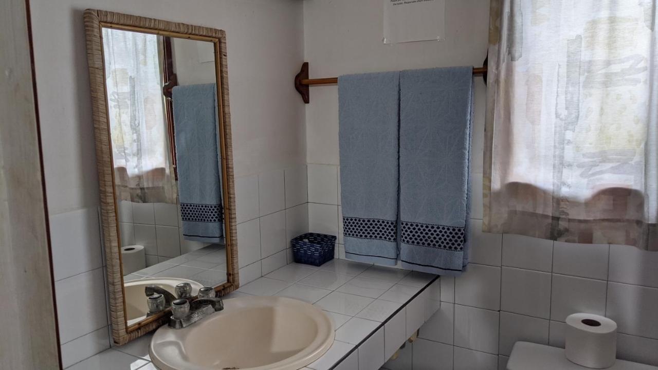 Coral View Beach Resort Ютила Экстерьер фото